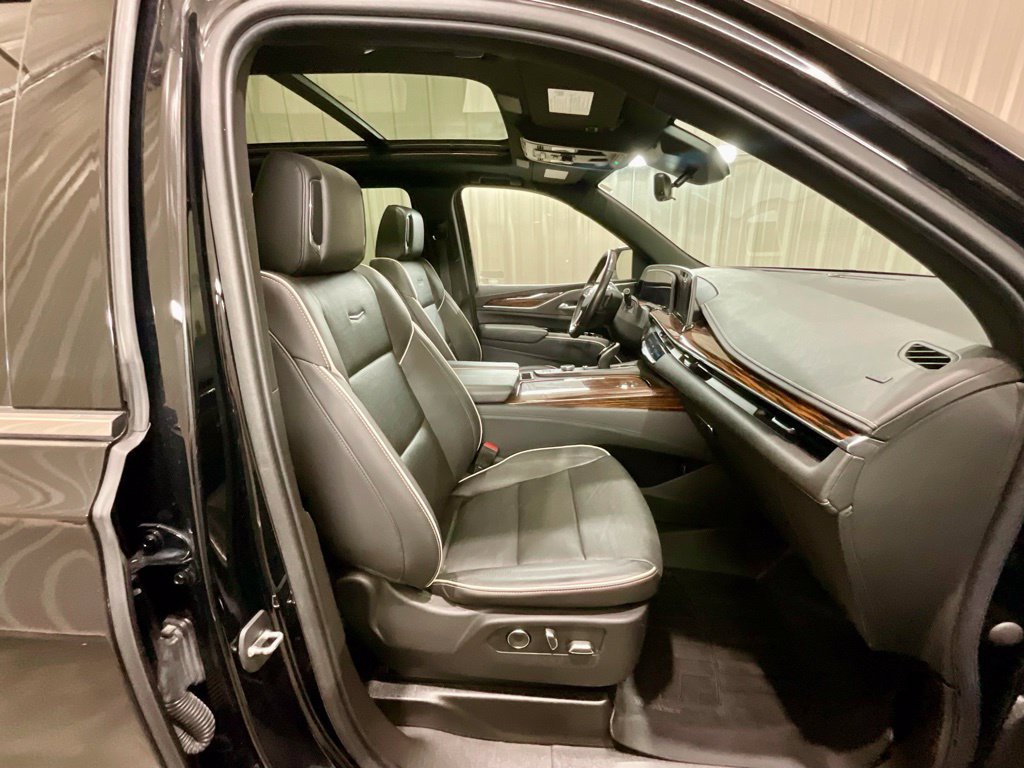 Used 2021 Cadillac Escalade ESV Premium Luxury AWD/4WD image 15
