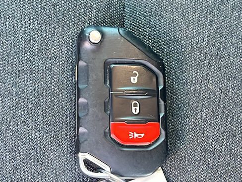 Certified 2024 Jeep Wrangler Unlimited Rubicon image 29