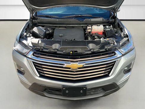 Used 2023 Chevrolet Traverse High Country AWD/4WD image 34