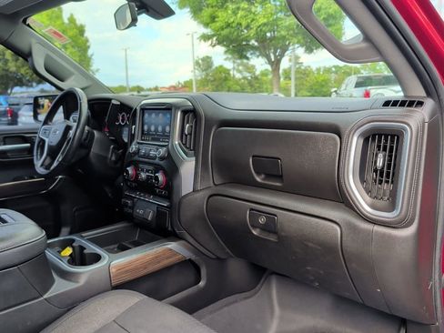 Used 2021 Chevrolet Silverado 1500 LT Trail Boss w/ Bed Protection Package AWD/4WD image 17