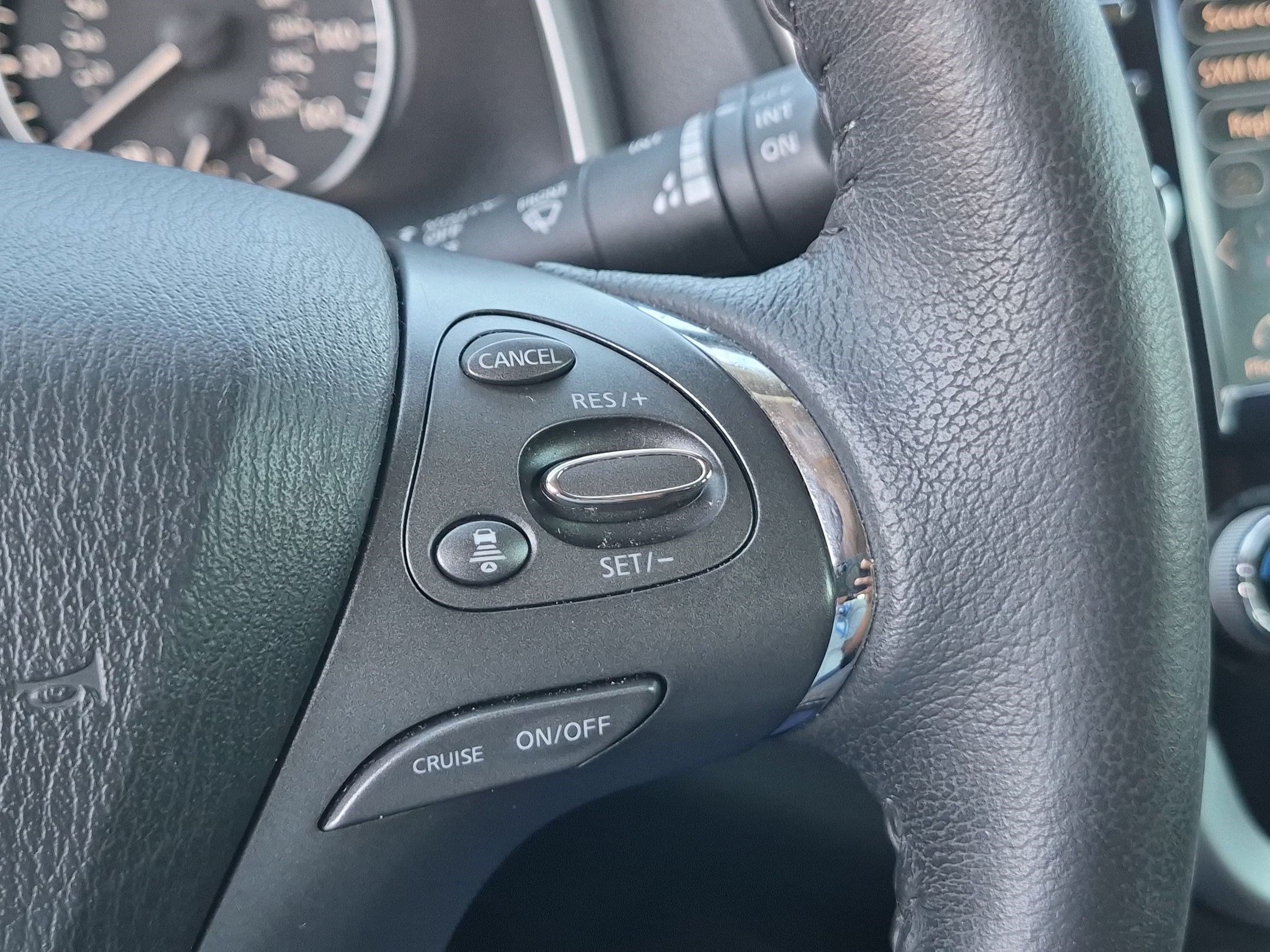 Used 2024 Nissan Murano SL FWD image 19