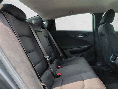 Used 2023 Chevrolet Malibu LT w/ Driver Confidence Package FWD image 18