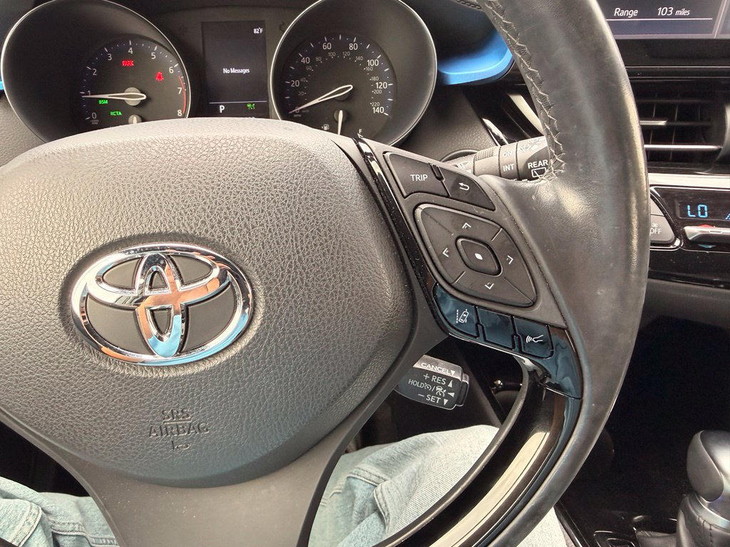 Used 2019 Toyota C-HR XLE FWD image 18