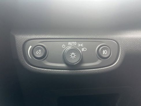 Used 2023 Chevrolet TrailBlazer LT image 26