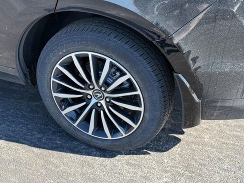 Certified 2026 Acura RDX SH-AWD w/ Advance Package image 5