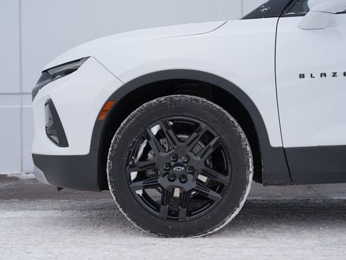 Used 2022 Chevrolet Blazer LT image 11