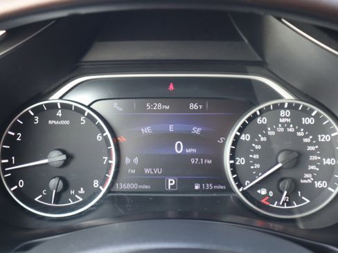 Used 2017 Nissan Murano SL image 17