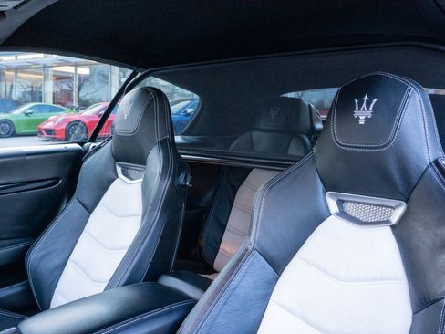 Used 2013 Maserati GranTurismo Sport image 14