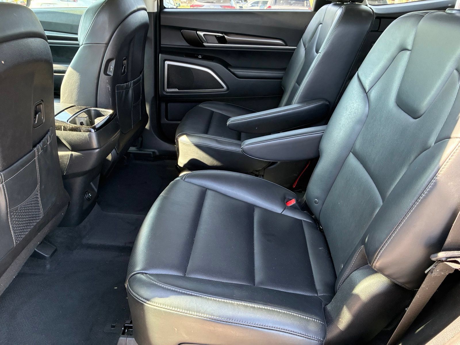 Used 2025 Kia Telluride S AWD/4WD image 11