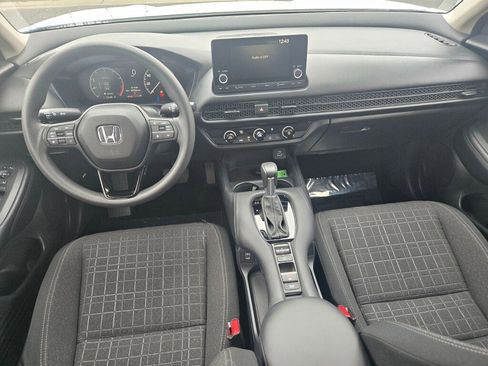 Certified 2025 Honda HR-V LX image 9