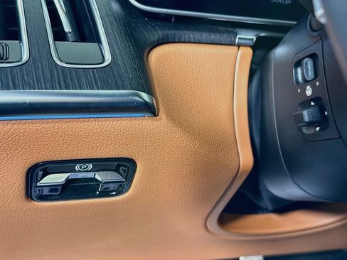 Used 2022 Mercedes-Benz S 500 4MATIC image 21