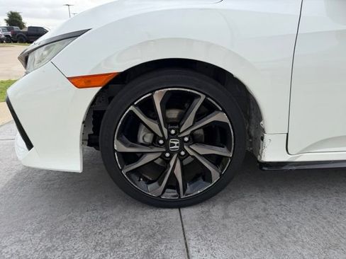 Used 2019 Honda Civic Sport image 4