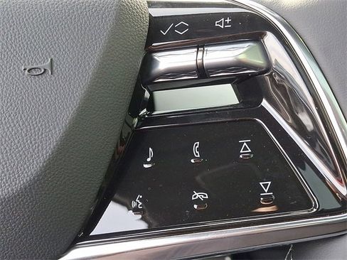 New 2026 Cadillac Optiq Luxury 1 image 14