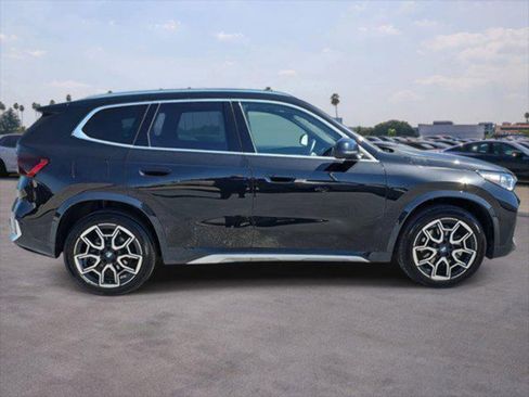 Used 2025 BMW X1 xDrive28i w/ Convenience Package AWD/4WD image 4