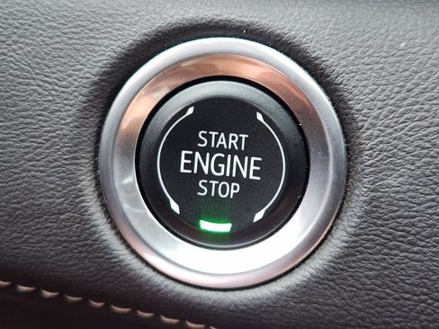 Used 2024 Cadillac Escalade Sport w/ LPO, ONYX Package AWD/4WD image 22