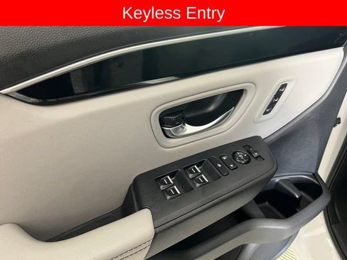 Used 2023 Honda Pilot EX-L image 12