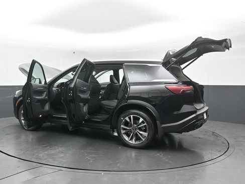 Certified 2025 INFINITI QX60 Luxe image 54