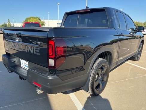New 2026 Honda Ridgeline Black Edition image 3
