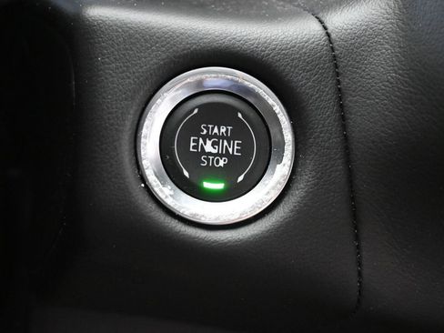 Used 2024 Chevrolet Tahoe LT image 31