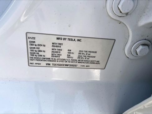 Used 2022 Tesla Model Y Long Range AWD/4WD image 33