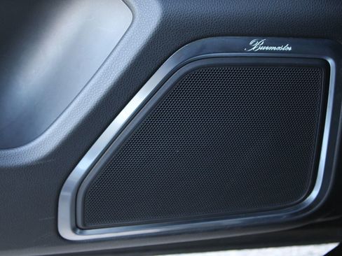 Certified 2023 Porsche Macan S image 15