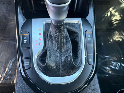 Used 2022 Kia Forte GT-Line w/ GT-Line Premium Package image 32