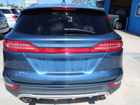 Used 2018 Lincoln MKC Premiere FWD image 5