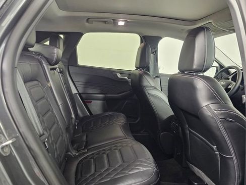 Used 2024 Ford Escape SE w/ PHEV Premium Package image 13