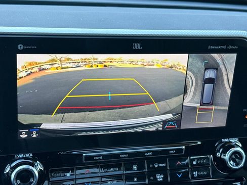 Certified 2022 Toyota Highlander Platinum image 23