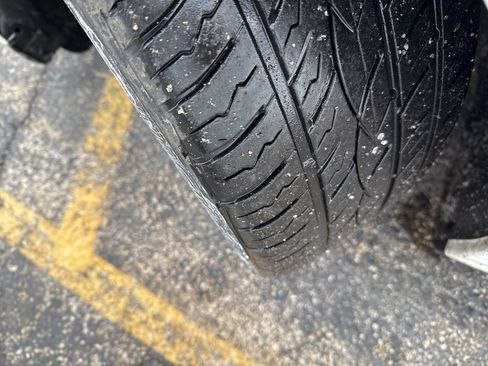 Used 2015 Tesla Model S 60 image 3