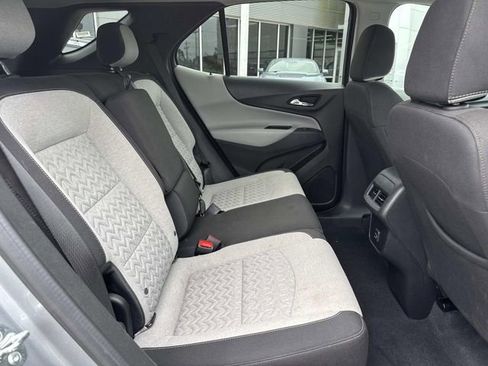 Used 2024 Chevrolet Equinox LT image 6