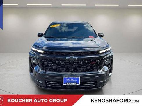 Used 2024 Chevrolet Traverse RS AWD/4WD image 2
