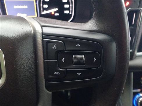 Used 2021 GMC Yukon Denali w/ Denali Premium Package image 19