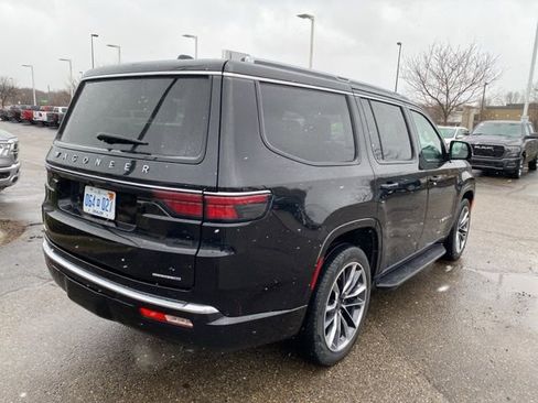 Used 2023 Jeep Wagoneer Series II w/ Premium Group I image 3