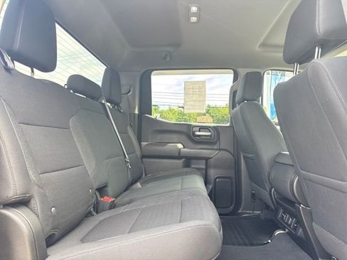Used 2021 Chevrolet Silverado 1500 LT image 18