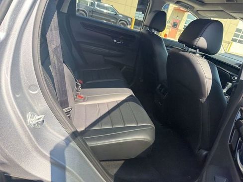 Used 2025 Honda CR-V EX-L image 11