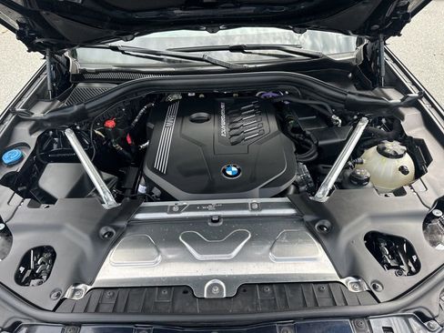 Used 2023 BMW X4 M40i w/ Premium Package image 36