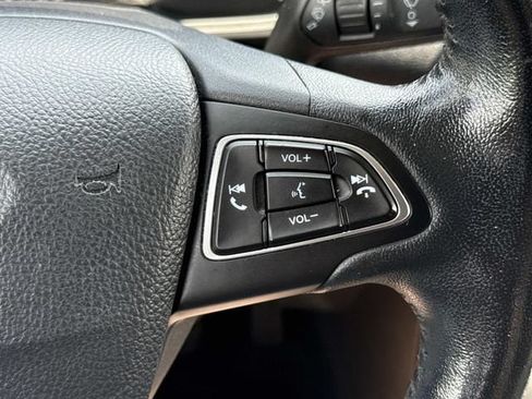 Used 2019 Ford EcoSport SE FWD image 22