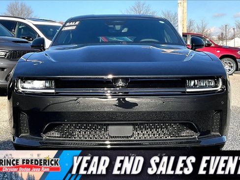 Used 2025 Dodge Charger R/T w/ Quick Order Package 25M R/T image 2