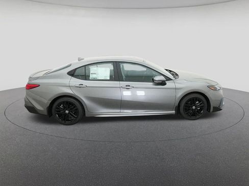 New 2026 Toyota Camry SE image 11