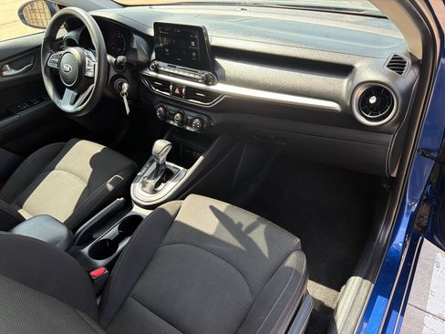 Used 2021 Kia Forte LXS FWD image 22