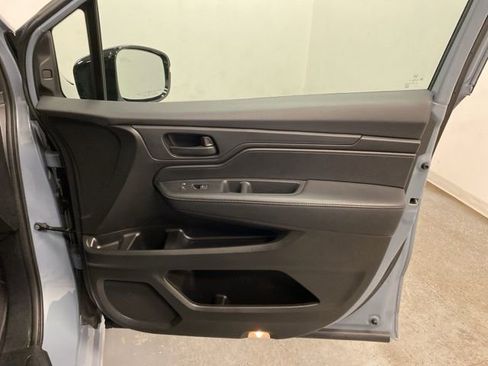 Used 2025 Honda Odyssey Sport-L image 27