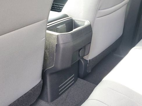 Used 2025 Toyota Tacoma SR5 image 29