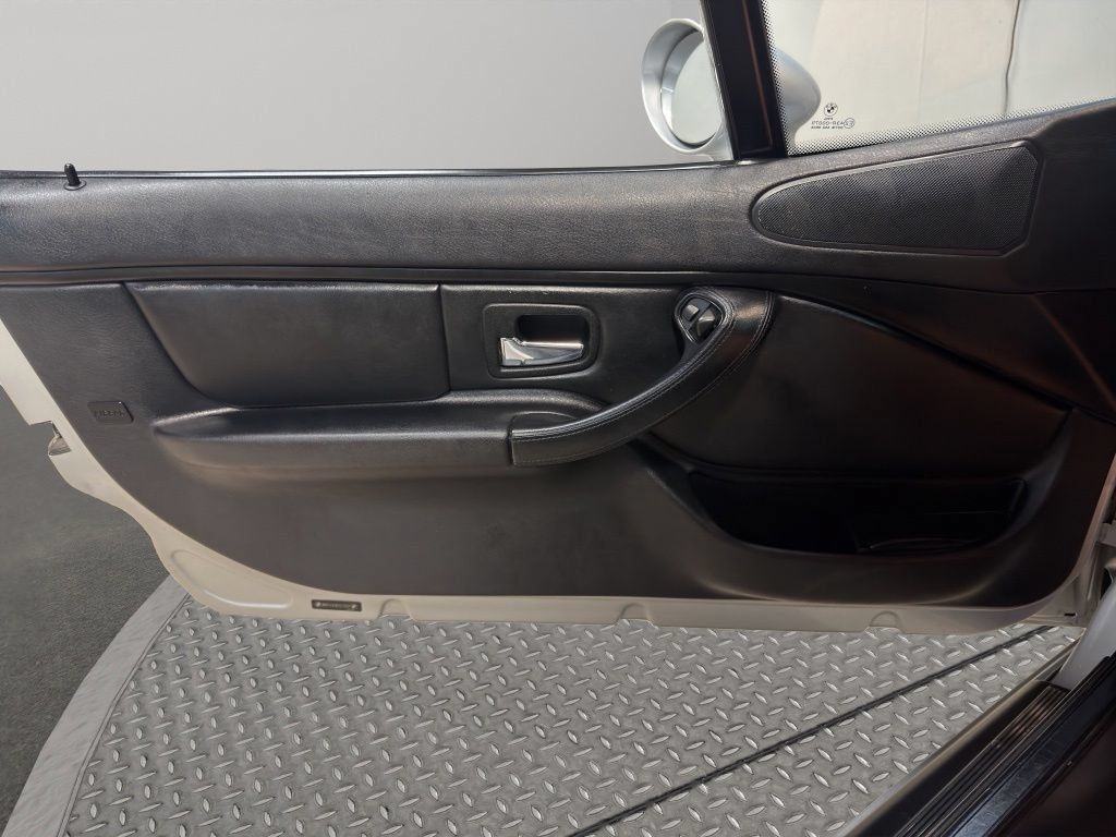 Used 2000 BMW M Roadster RWD image 15