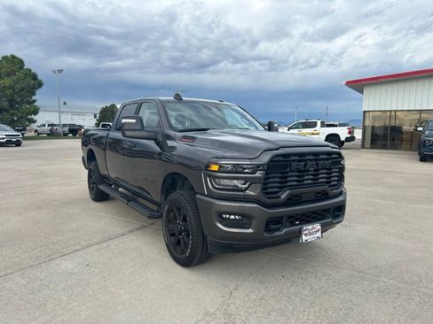 Used 2025 RAM 2500 Big Horn AWD/4WD image 8