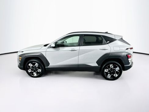 Used 2025 Hyundai Kona SEL AWD/4WD image 4