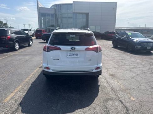 Used 2017 Toyota RAV4 LE w/ All Weather Liner Package AWD/4WD image 5