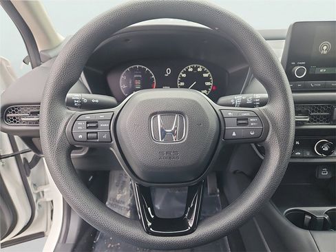 Certified 2025 Honda HR-V LX image 23