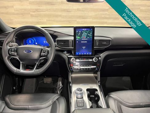 Used 2024 Ford Explorer ST w/ Equipment Group 401A AWD/4WD image 2