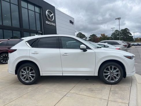 New 2025 MAZDA CX-5 AWD 2.5 S w/ Premium Plus Pkg image 3